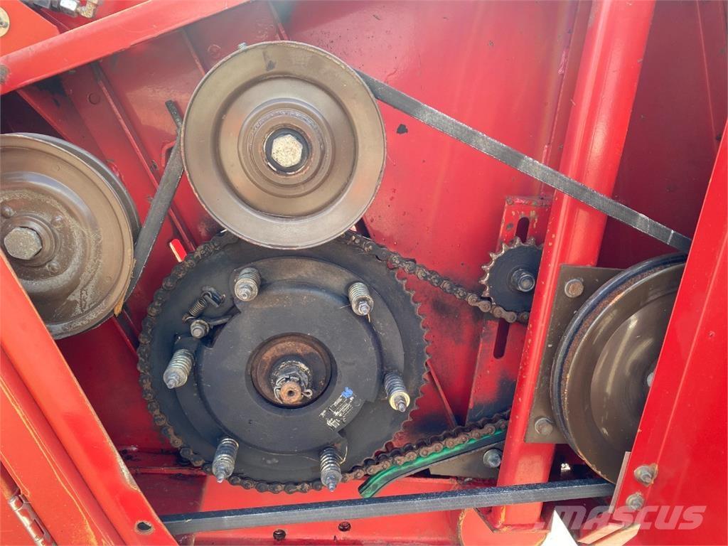 CASE 1640 Derliaus nuėmimo kombainų priedai