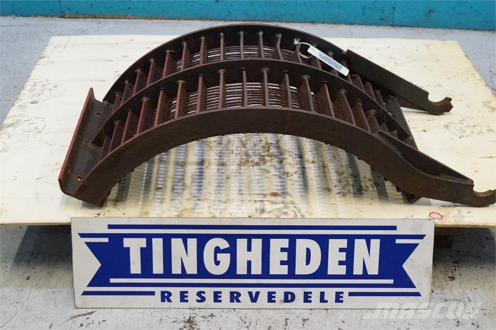 CASE 1640 Derliaus nuėmimo kombainų priedai