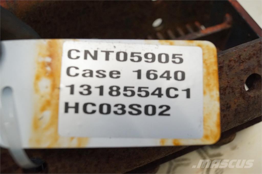 CASE 1640 Derliaus nuėmimo kombainų priedai