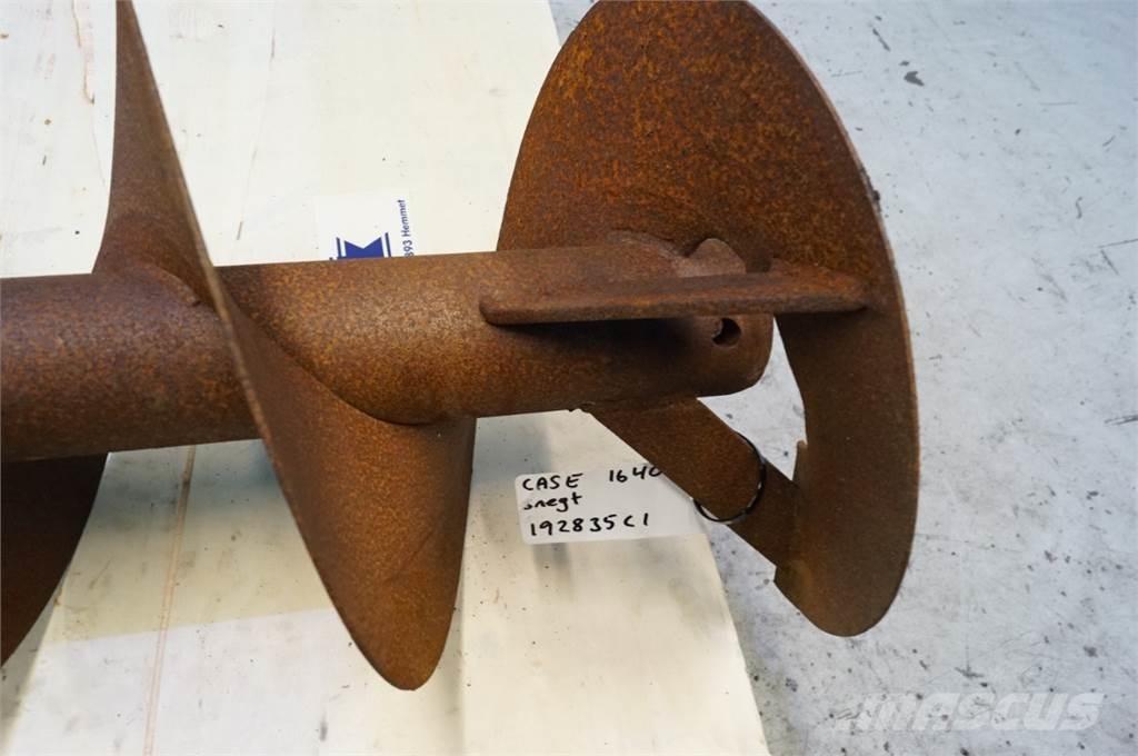 CASE 1640 Derliaus nuėmimo kombainų priedai
