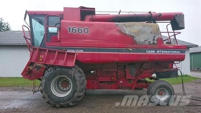 CASE 1660 Derliaus nuėmimo kombainai