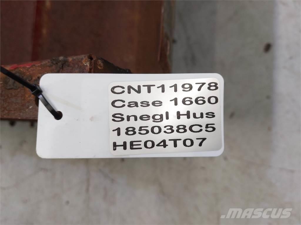 CASE 1660 Derliaus nuėmimo kombainų priedai