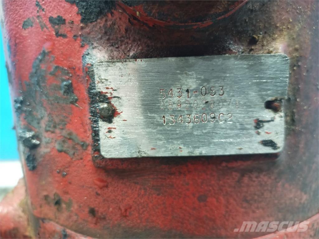 CASE 1680 Hidraulikos įrenginiai