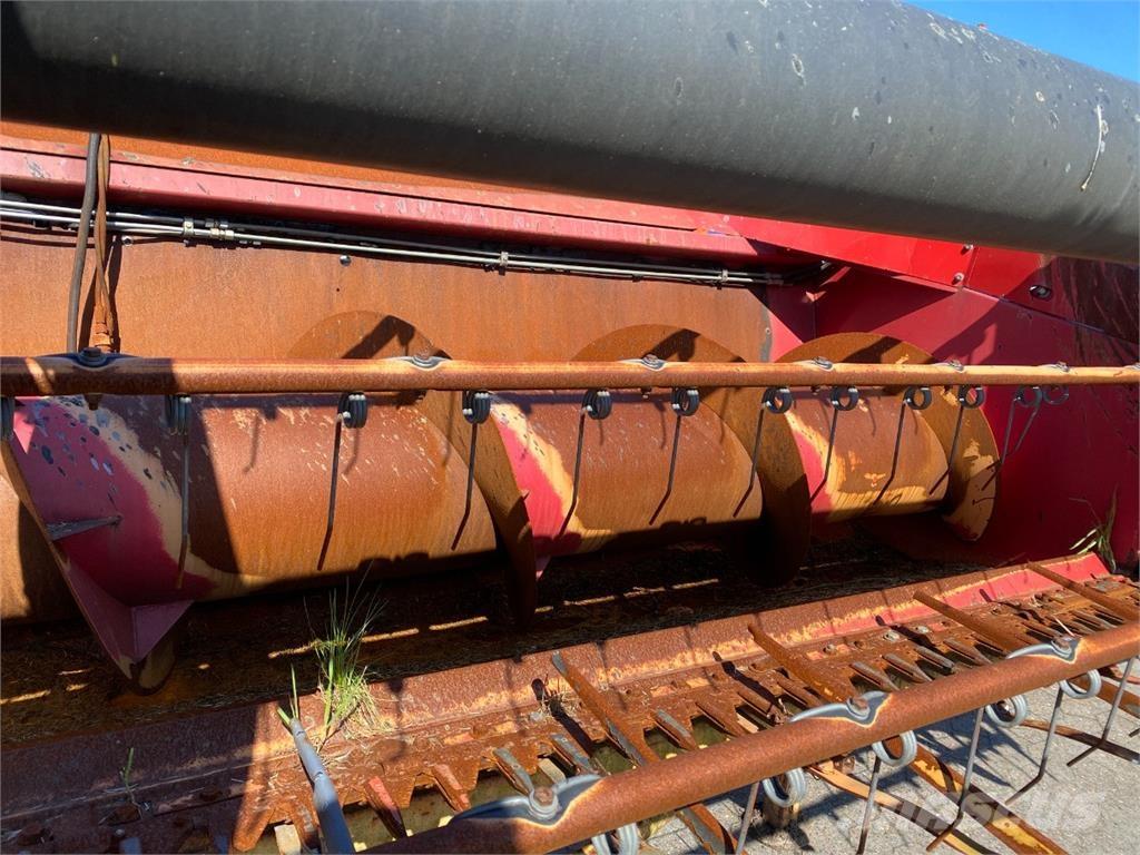 CASE 22 Derliaus nuėmimo kombainų priedai