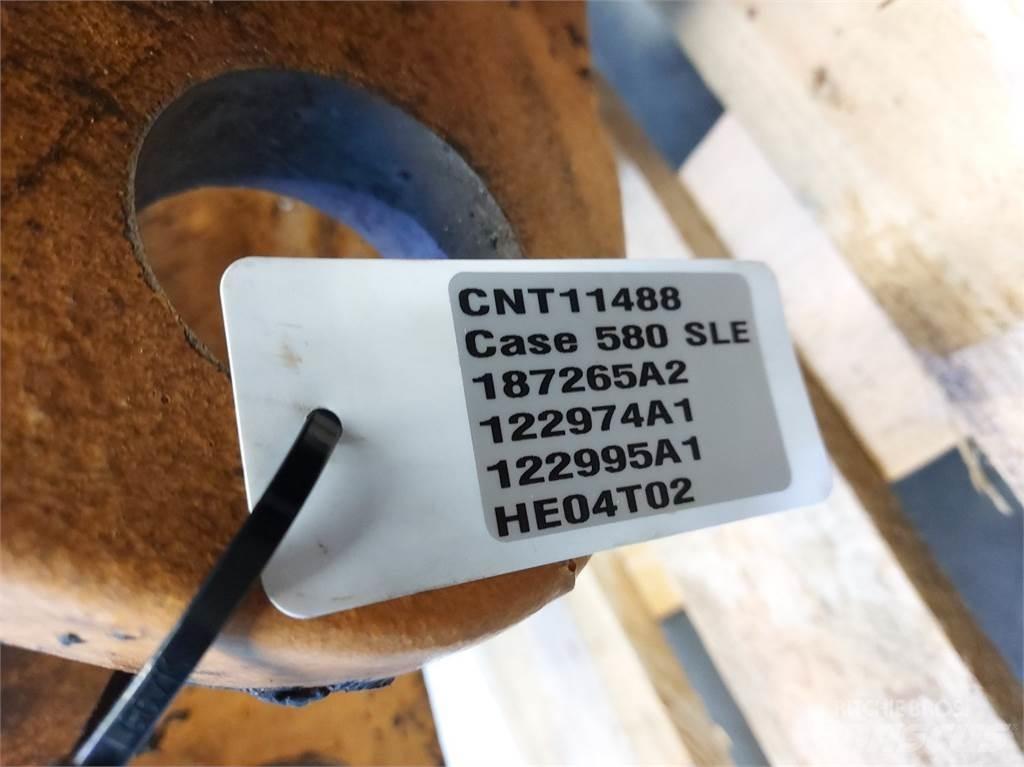 CASE 580 SLE Tranšėjų kasimo technika