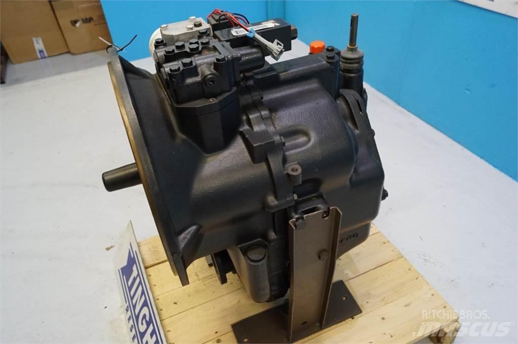 CASE 580SLE Transmisijos