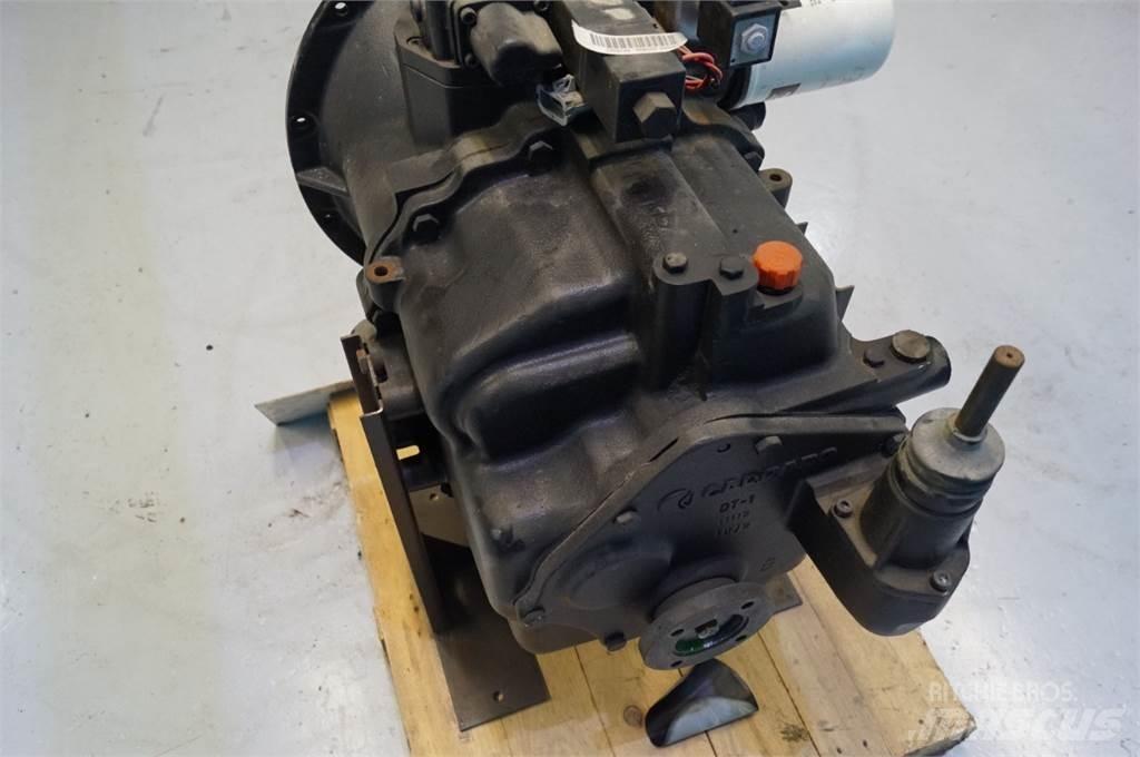 CASE 580SLE Transmisijos