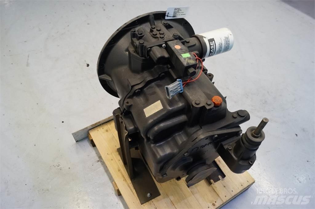 CASE 580SLE Transmisijos