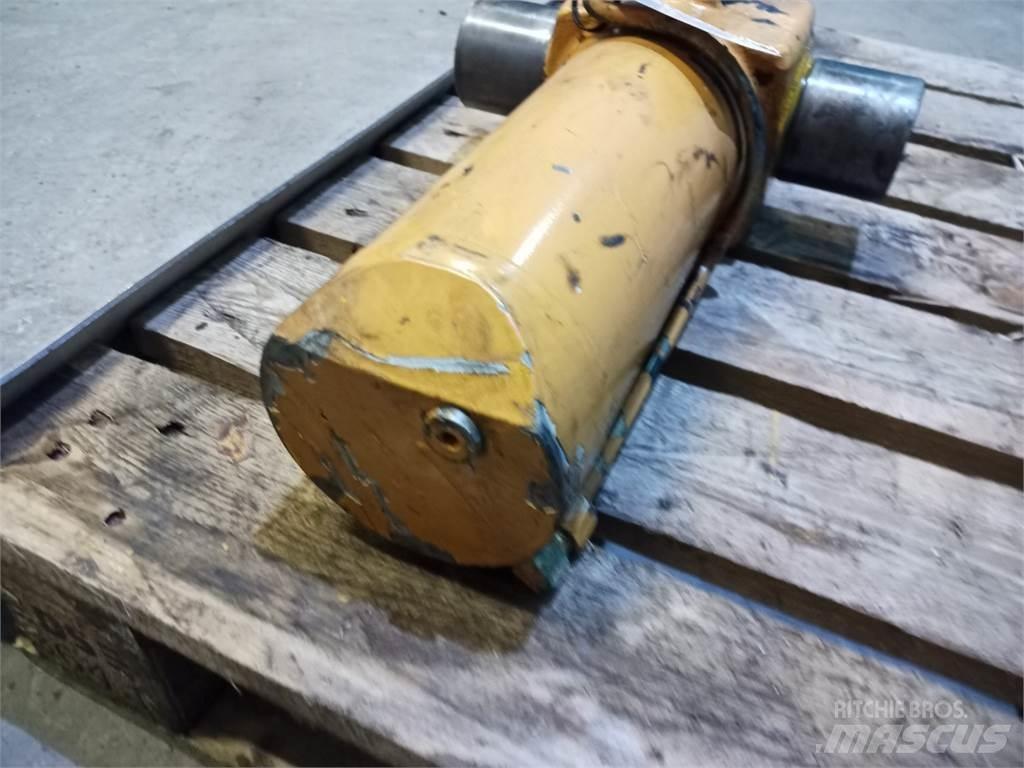 CASE 595 Tranšėjų kasimo technika