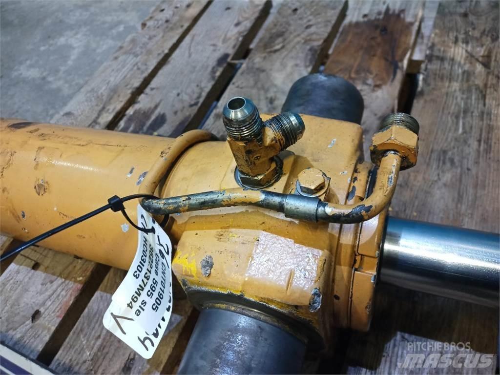 CASE 595 Tranšėjų kasimo technika