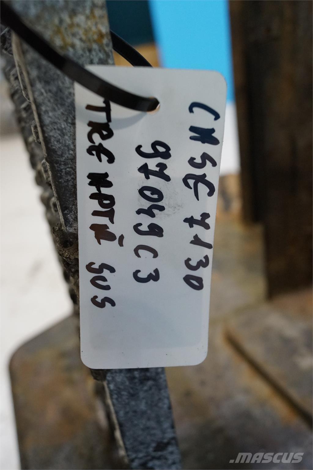 CASE 7130 Kiti naudoti traktorių priedai