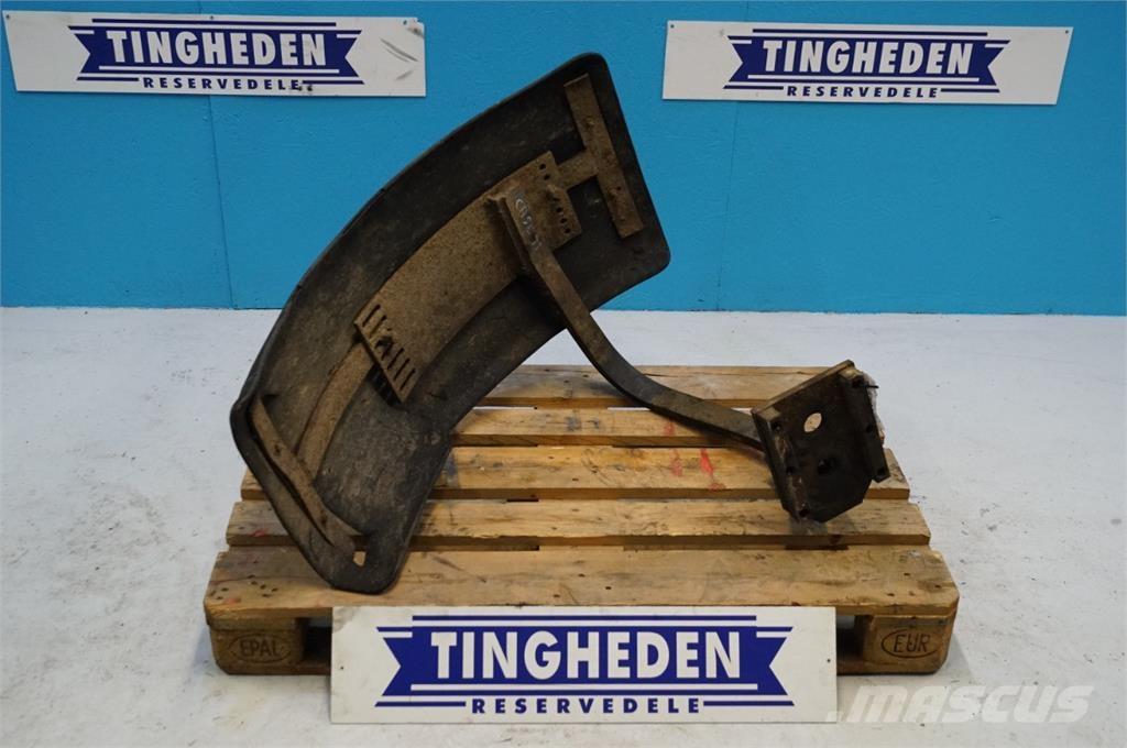 CASE 7130 Kiti naudoti traktorių priedai