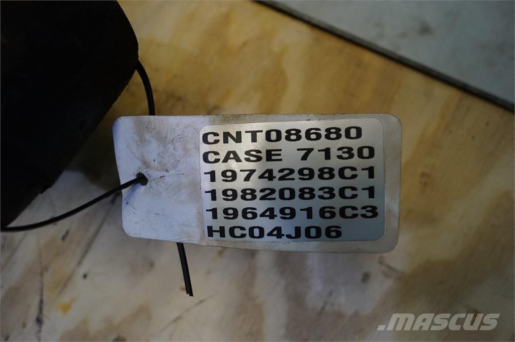 CASE 7130 Kiti naudoti traktorių priedai
