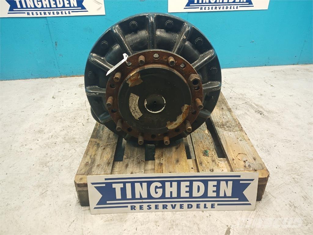 CASE 8010 Derliaus nuėmimo kombainų priedai