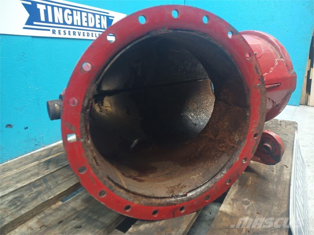 CASE 8010 Derliaus nuėmimo kombainų priedai