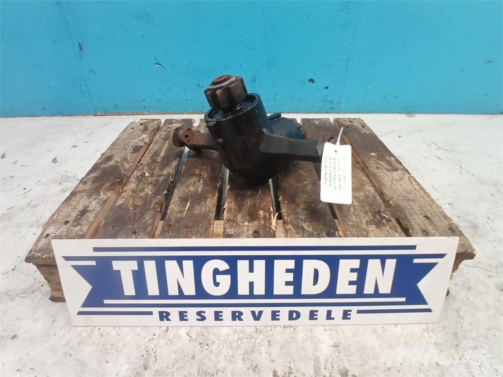 CASE 8010 Derliaus nuėmimo kombainų priedai