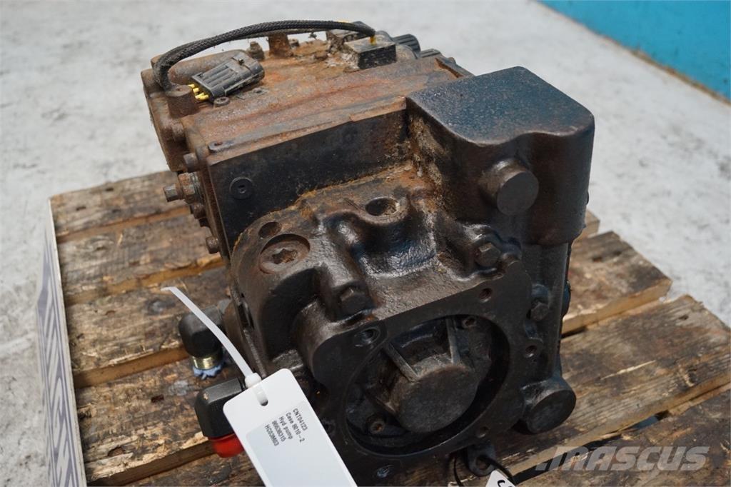 CASE 8010 Hidraulikos įrenginiai
