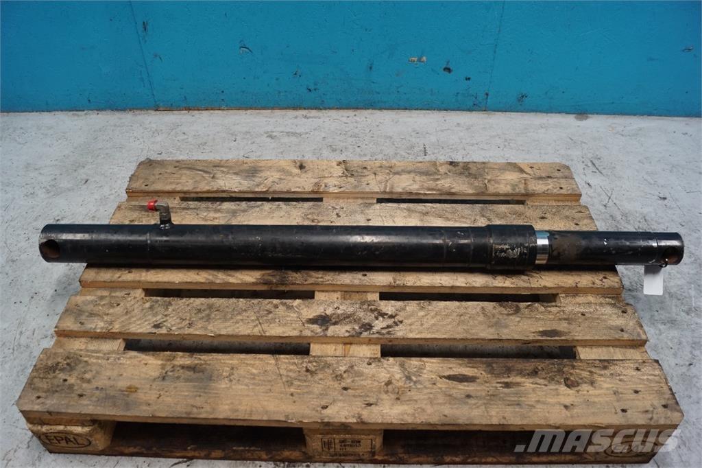 CASE 8010 Hidraulikos įrenginiai
