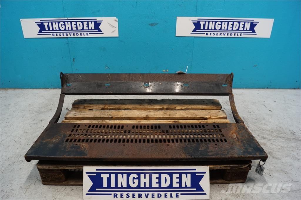 CASE 8010 Derliaus nuėmimo kombainų priedai