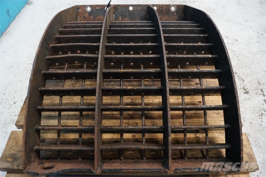 CASE 8010 Derliaus nuėmimo kombainų priedai