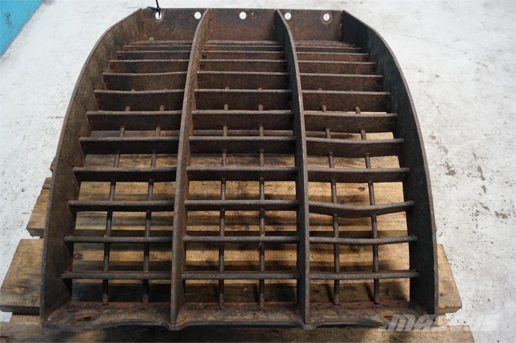 CASE 8010 Derliaus nuėmimo kombainų priedai