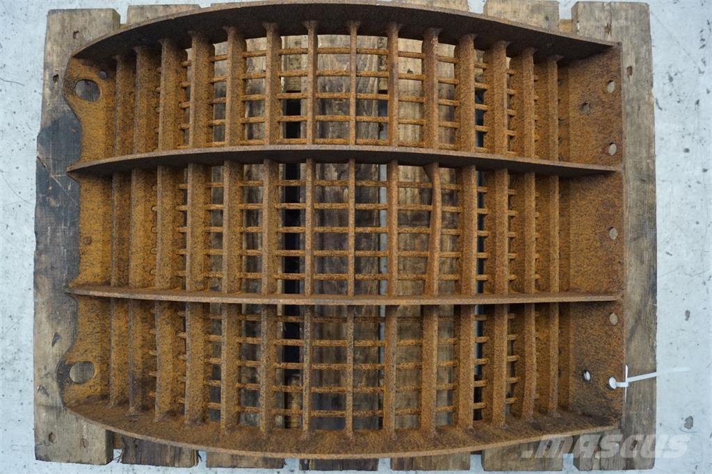 CASE 8010 Derliaus nuėmimo kombainų priedai