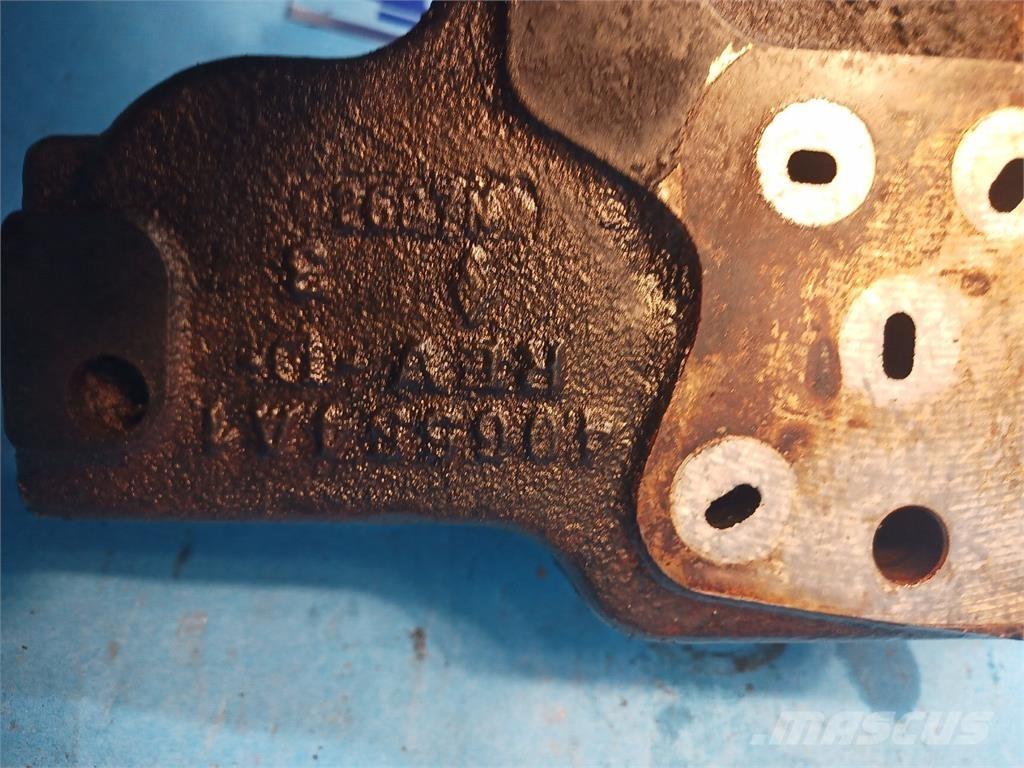 CASE 8010 Hidraulikos įrenginiai