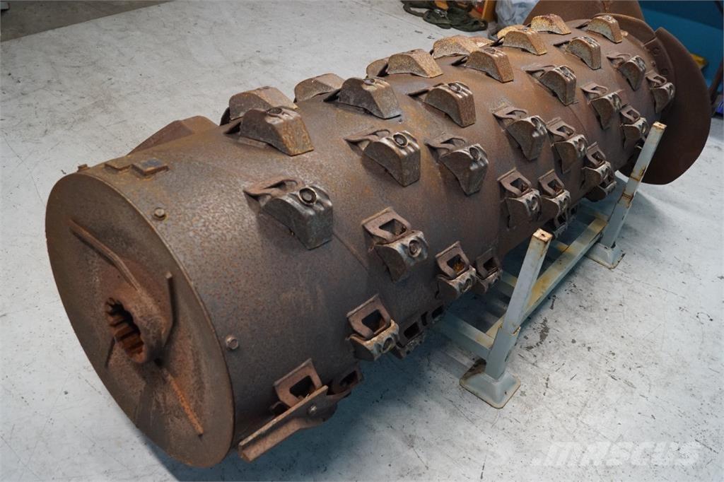 CASE 8010 Derliaus nuėmimo kombainų priedai