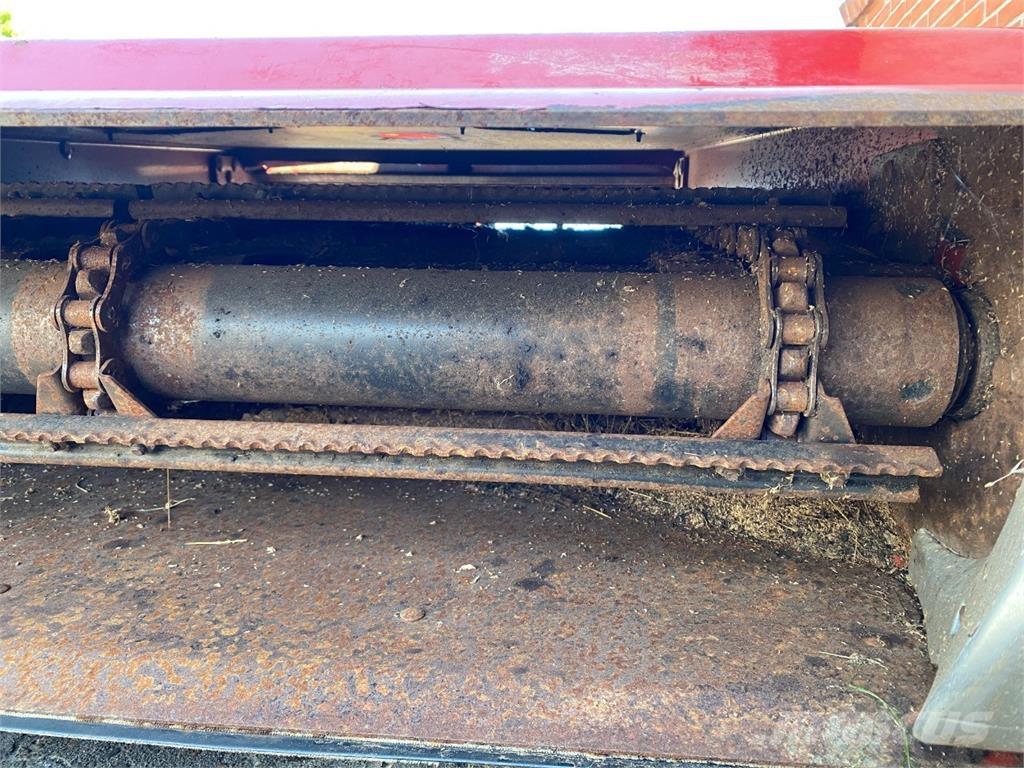 CASE 8010 Derliaus nuėmimo kombainų priedai