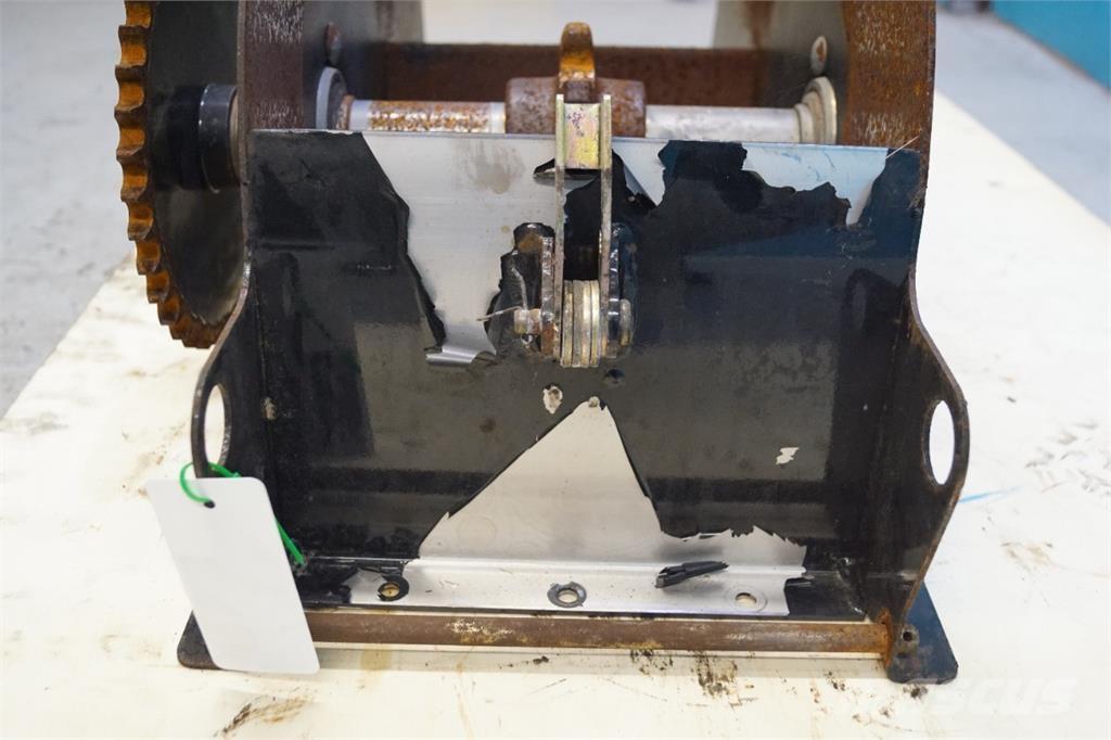 CASE 8010 Derliaus nuėmimo kombainų priedai