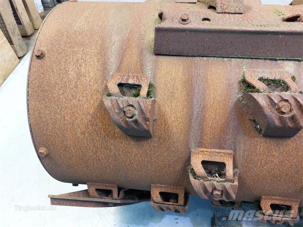 CASE 8010 Derliaus nuėmimo kombainų priedai