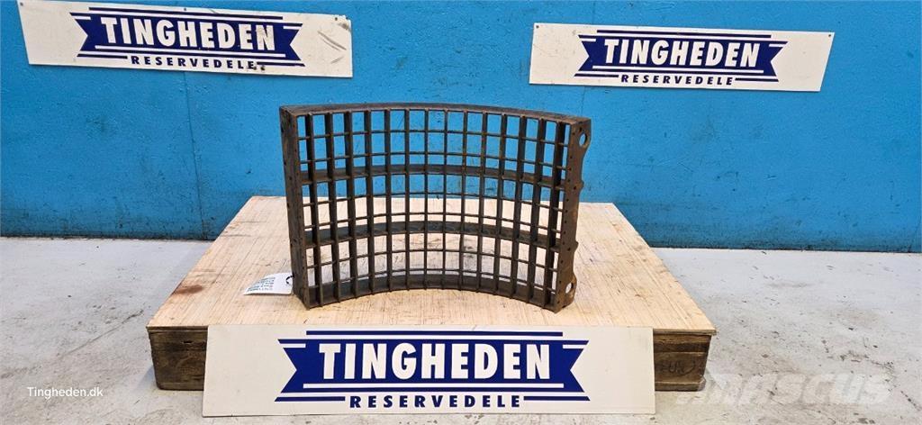 CASE 8010 Derliaus nuėmimo kombainų priedai