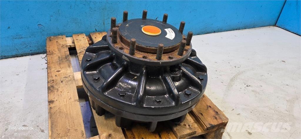 CASE 8010 Derliaus nuėmimo kombainų priedai