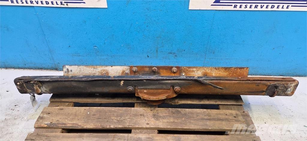 CASE 8010 Derliaus nuėmimo kombainų priedai
