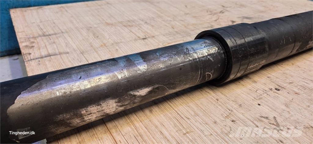 CASE 8010 Hidraulikos įrenginiai