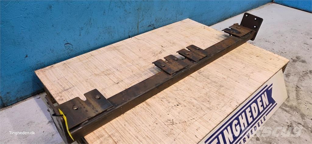 CASE 8010 Derliaus nuėmimo kombainų priedai