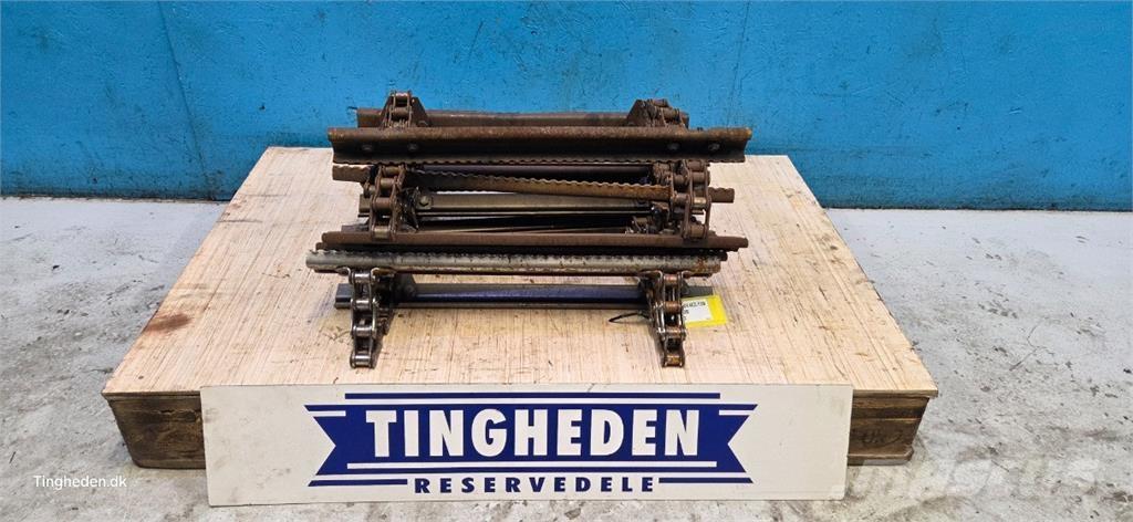 CASE 8010 Derliaus nuėmimo kombainų priedai