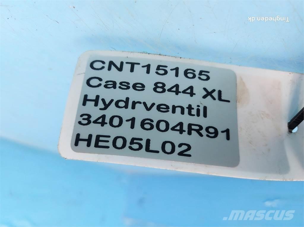 CASE 844XL Hidraulikos įrenginiai