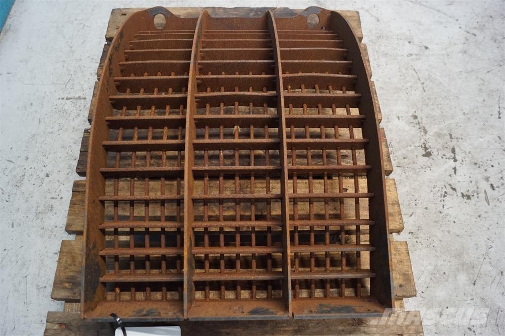 CASE 9010 Derliaus nuėmimo kombainų priedai