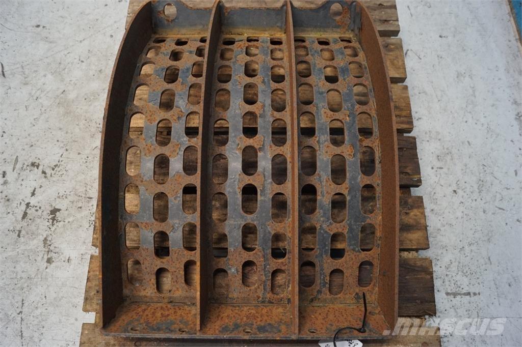 CASE 9010 Derliaus nuėmimo kombainų priedai