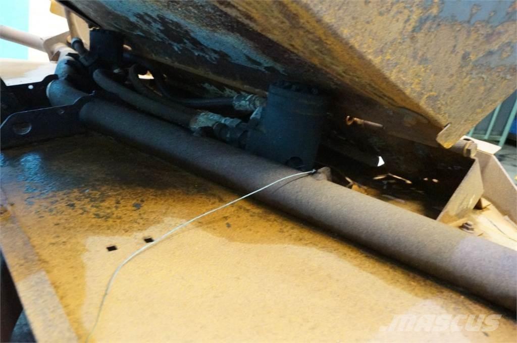 CASE 9010 Derliaus nuėmimo kombainų priedai