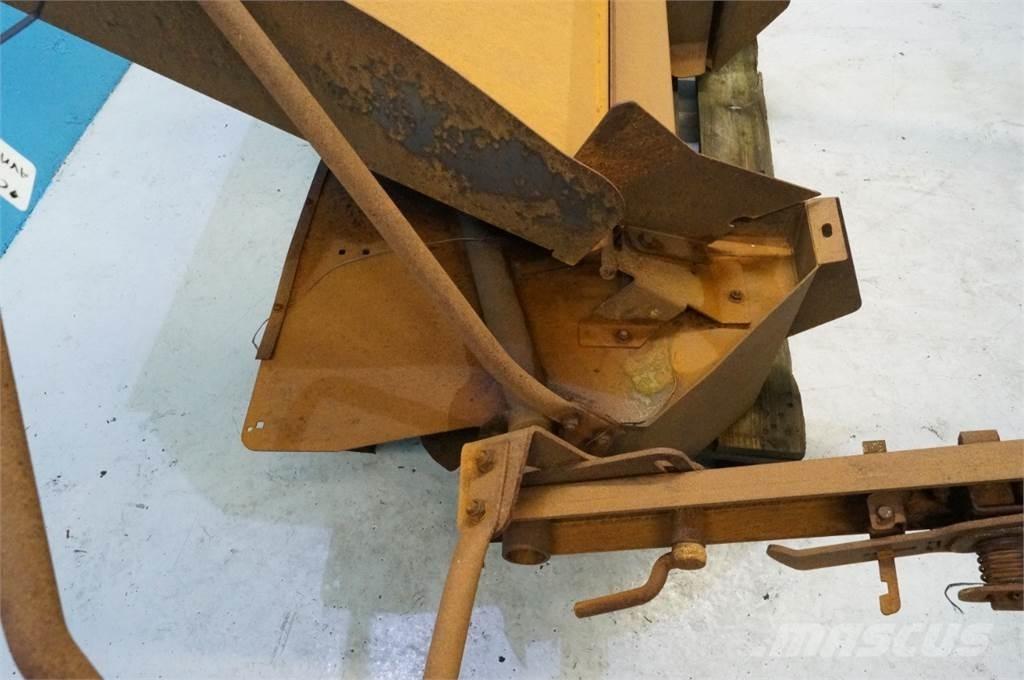 CASE 9010 Derliaus nuėmimo kombainų priedai