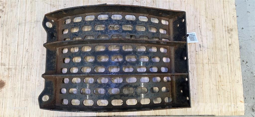 CASE 9010 Derliaus nuėmimo kombainų priedai