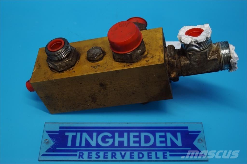 CASE 9120 Hidraulikos įrenginiai