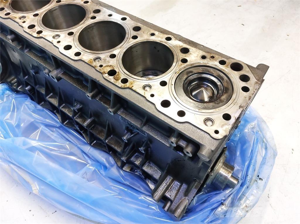 CASE 9120 Varikliai