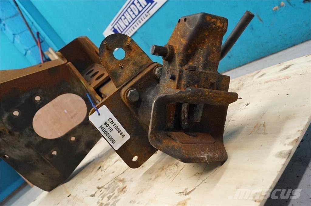 CASE Axial 9010 Derliaus nuėmimo kombainų priedai