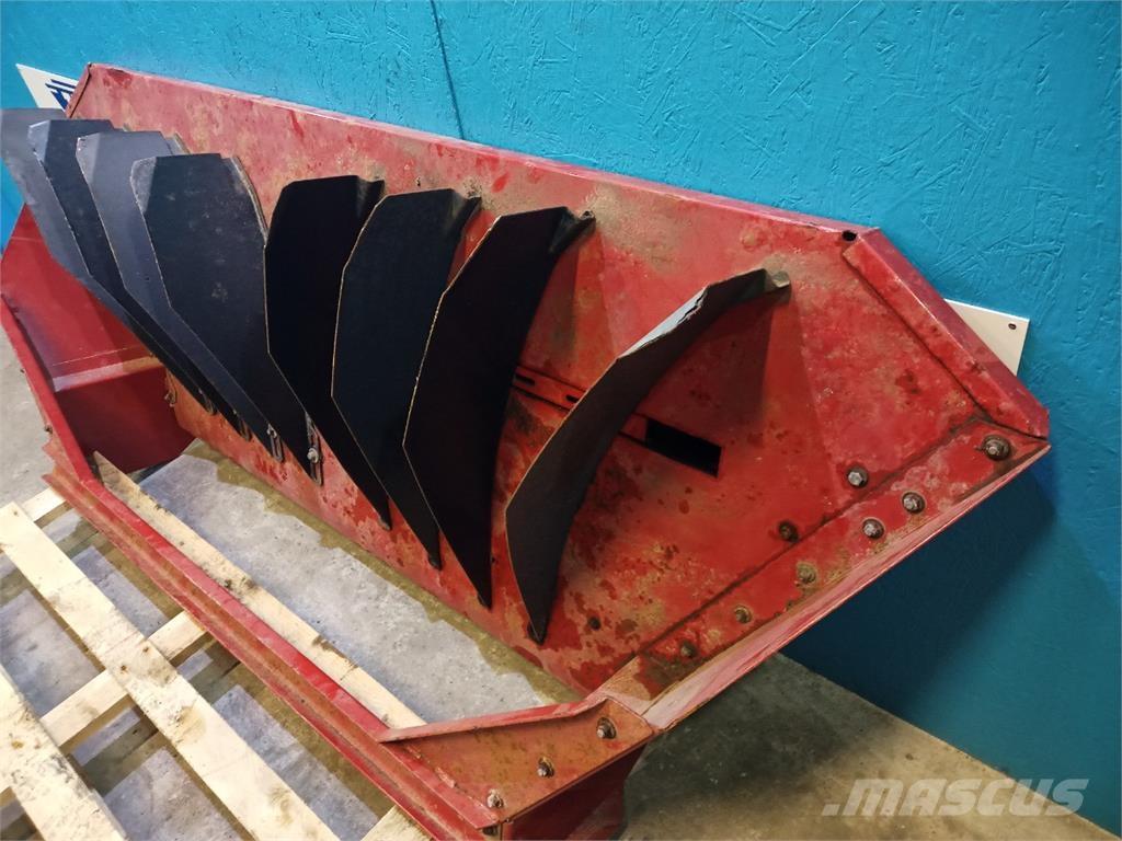 CASE CF60 Derliaus nuėmimo kombainų priedai