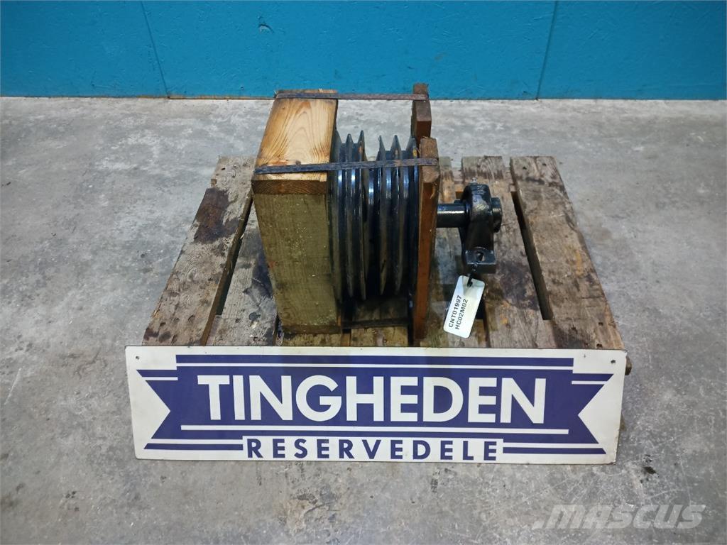 CASE CF80 Derliaus nuėmimo kombainų priedai