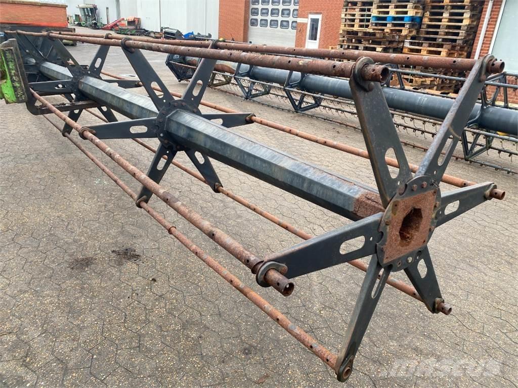 CASE CF80 Derliaus nuėmimo kombainų priedai