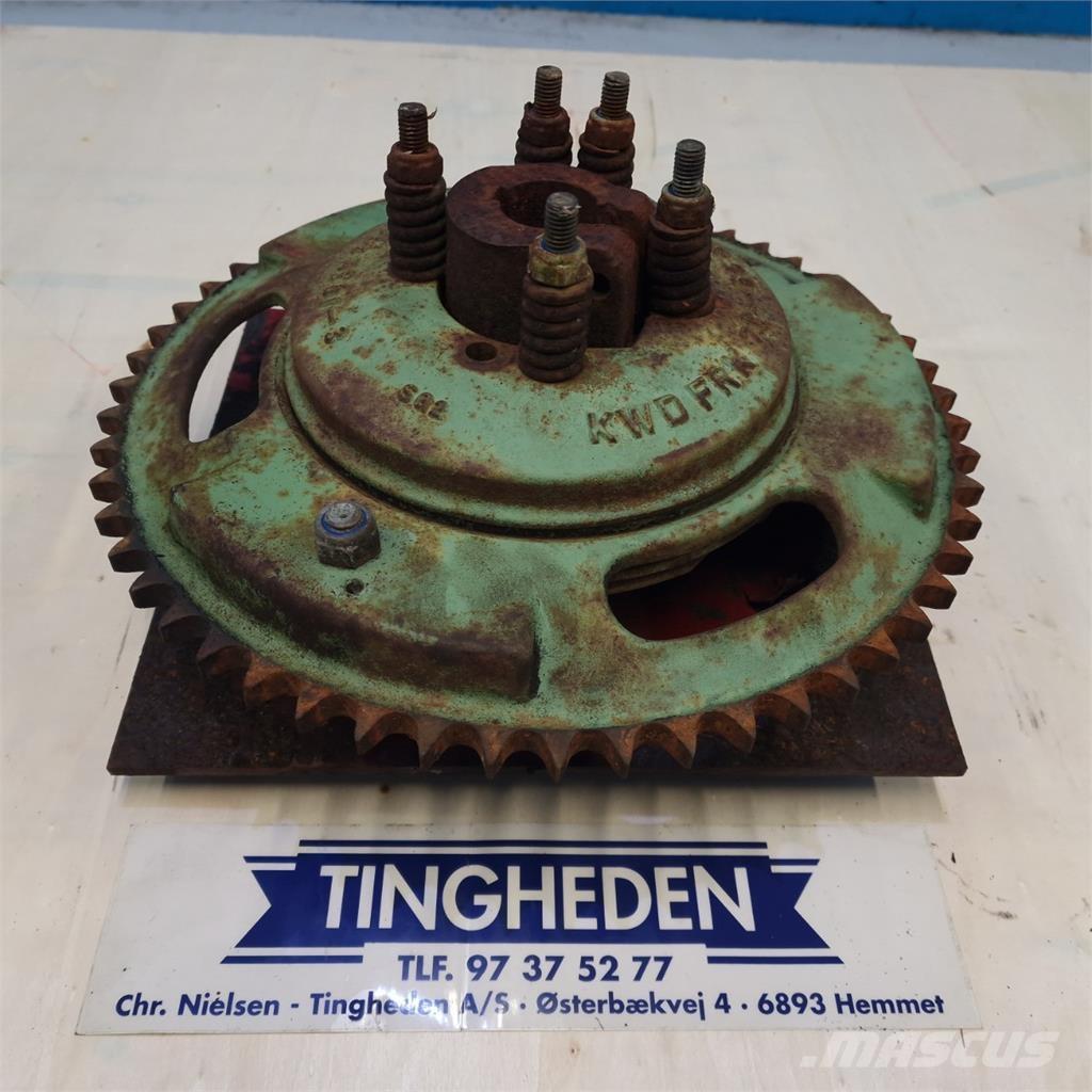 CASE CF80 Derliaus nuėmimo kombainų priedai